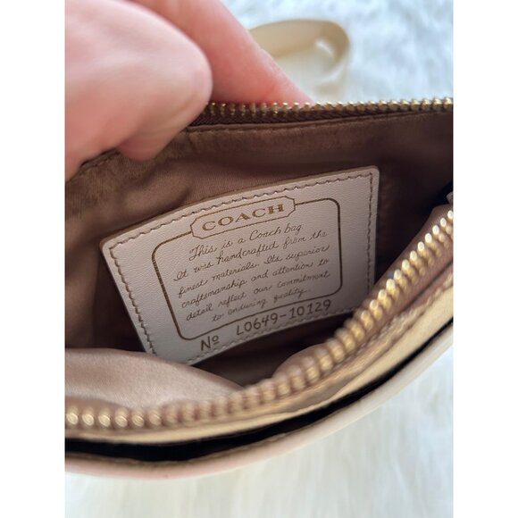 COACH Women's Crossbody in Signature Canvas - Picture 6 of 10